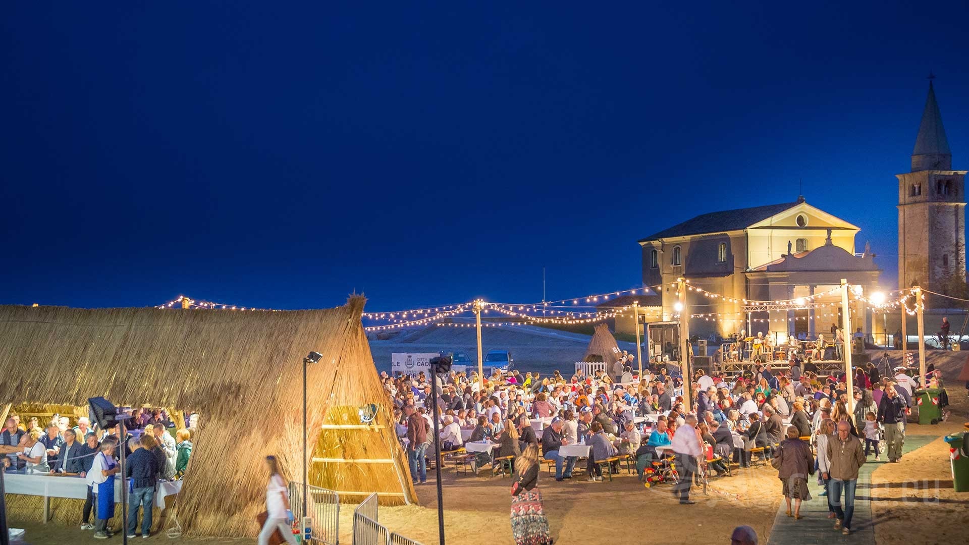 Festa del Pesce a Caorle: Gastronomický svátek a pohostinnost v Hotelu All'Orologio