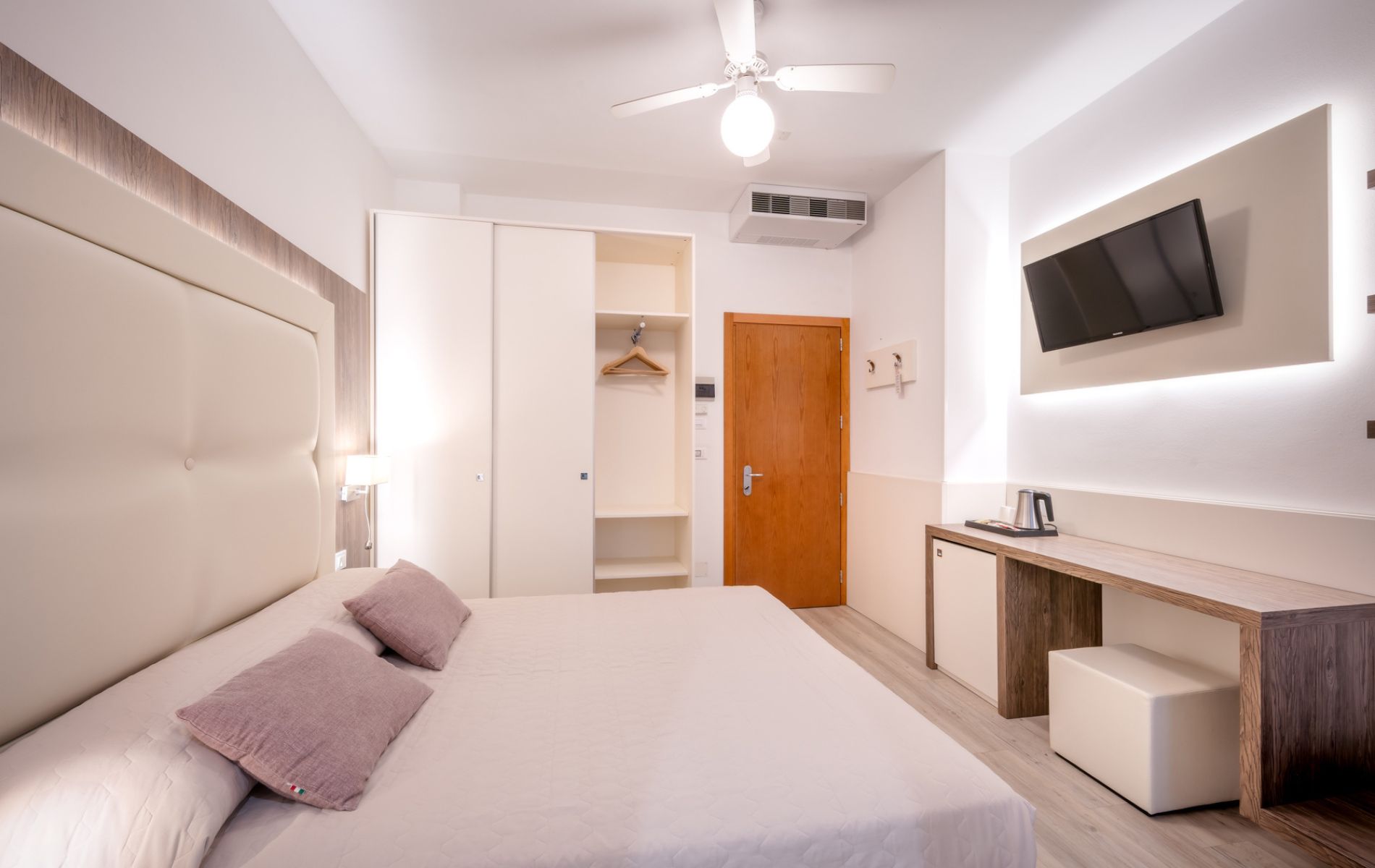 Hotel Caorle All'Orologio Hotel All'Orologio Caorle - Arredamento Camera Harmony